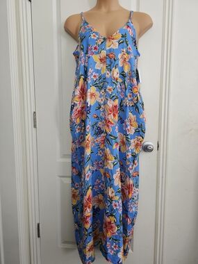 Lovestitch Sz M/L Blue Floral Maxi Dress with Spaghetti Straps